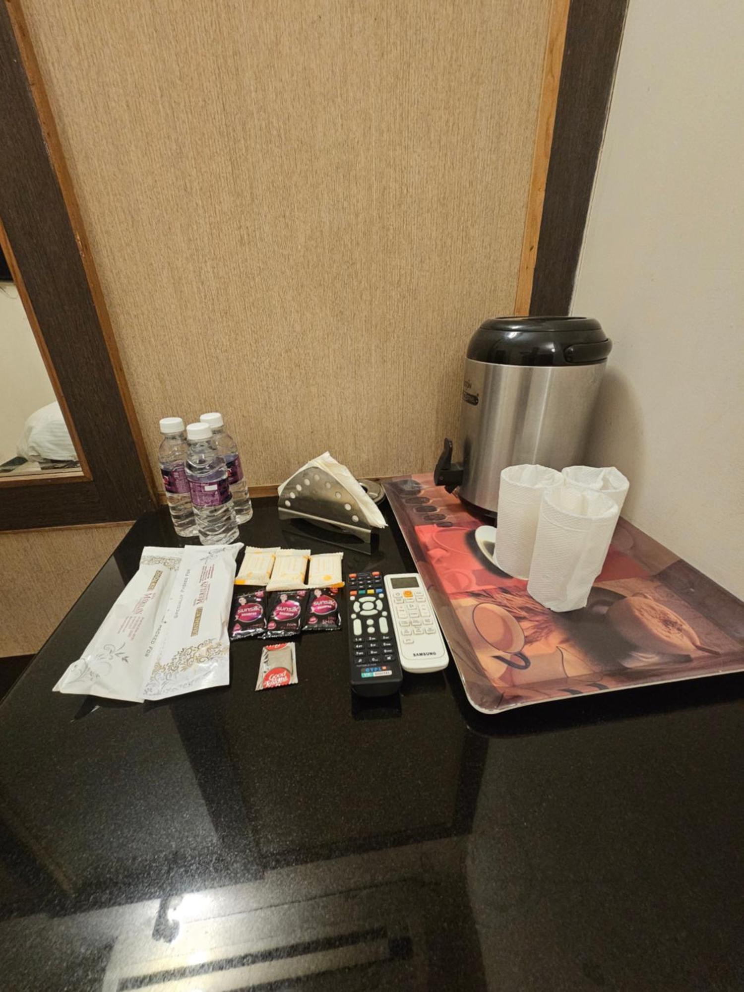 Hotel Merilin เอโรด ภายนอก รูปภาพ